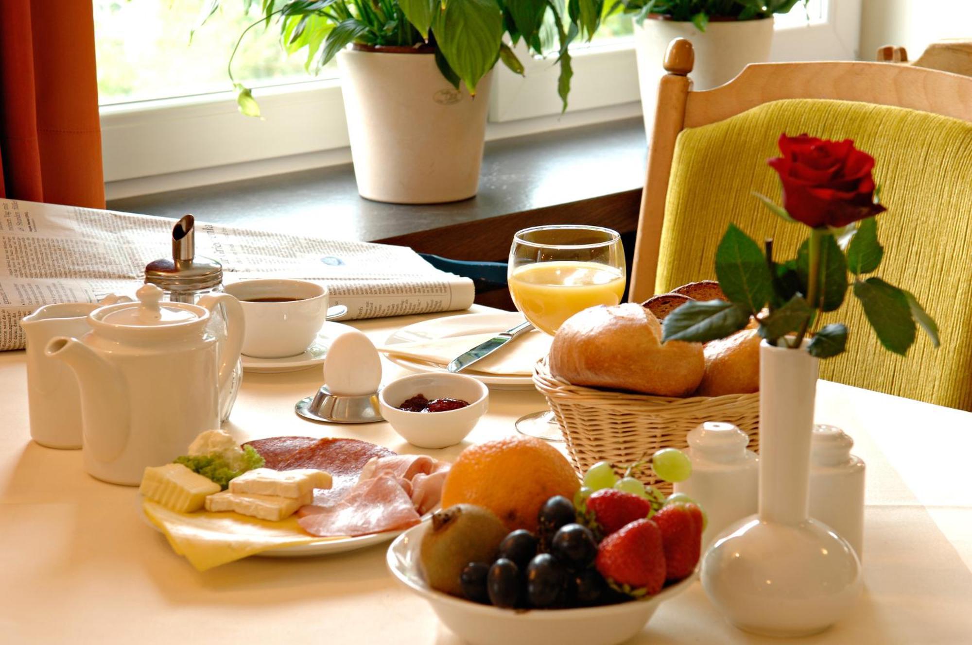 Moselstern Parkhotel Kraehennest Löf エクステリア 写真