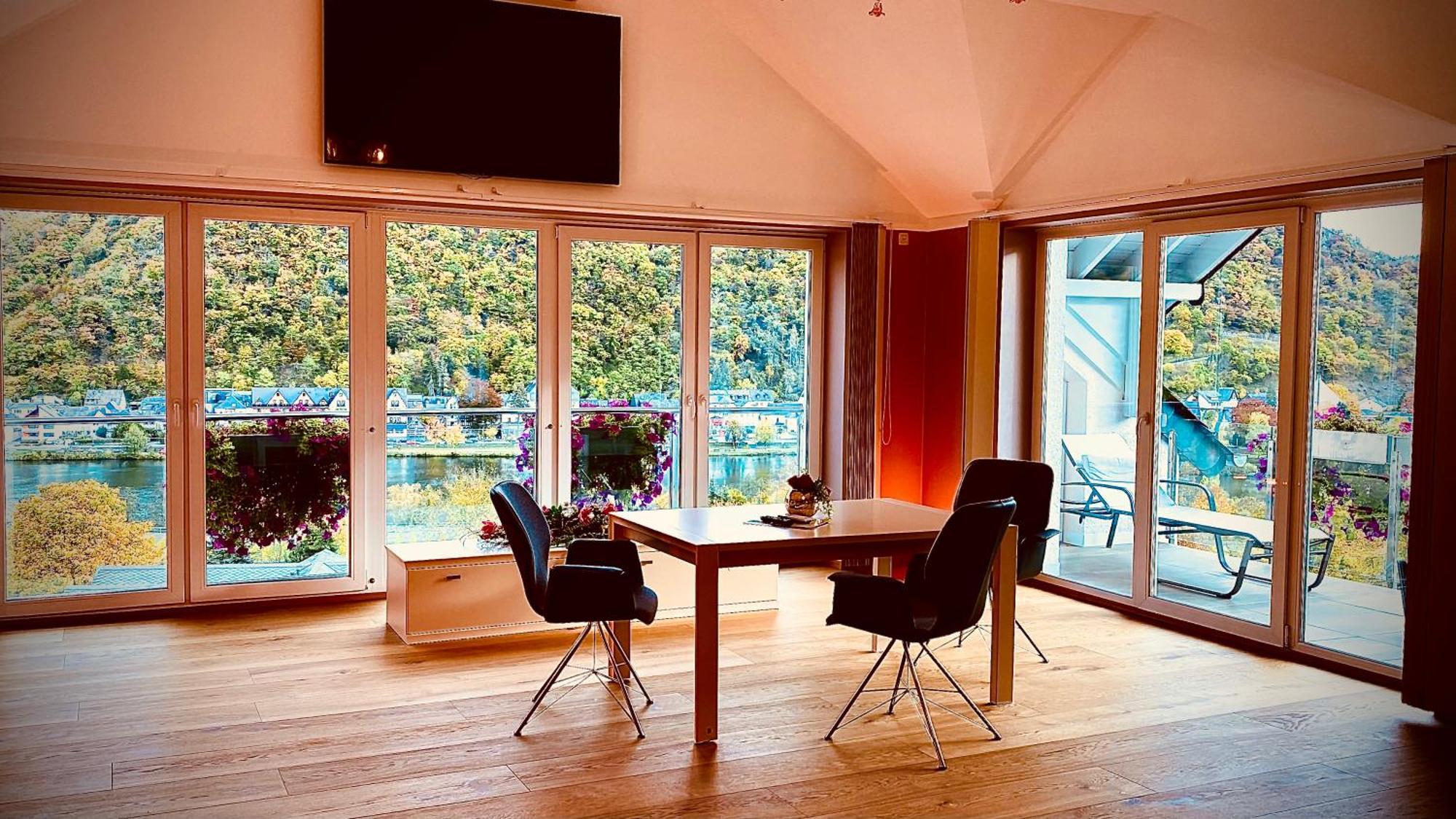 Moselstern Parkhotel Kraehennest Löf 部屋 写真
