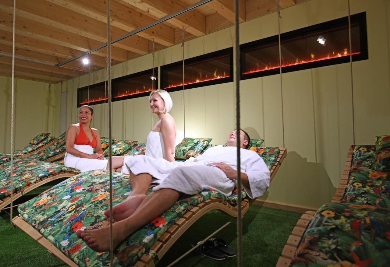 Moselstern Parkhotel Kraehennest Löf エクステリア 写真